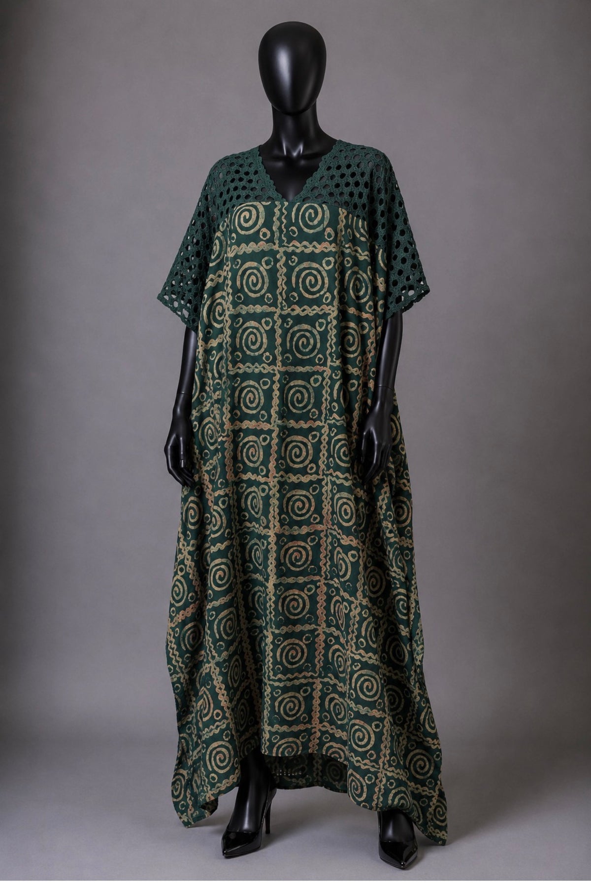 Adé Lace Maxi Dress